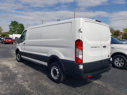 Used 2023 Ford Transit 150 image 3