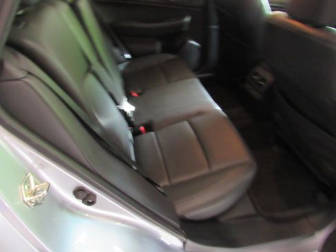 Used 2015 Subaru Outback 3.6R Limited AWD/4WD image 16