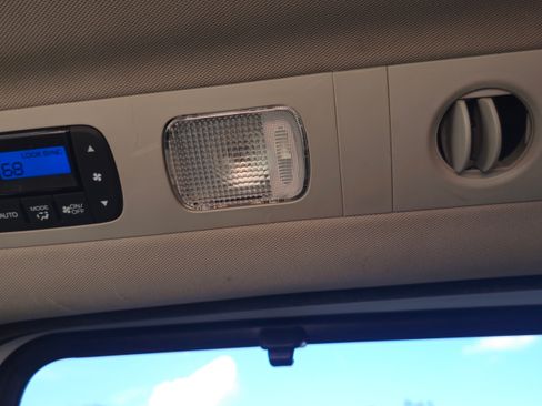 Used 2011 Honda Odyssey EX-L image 34