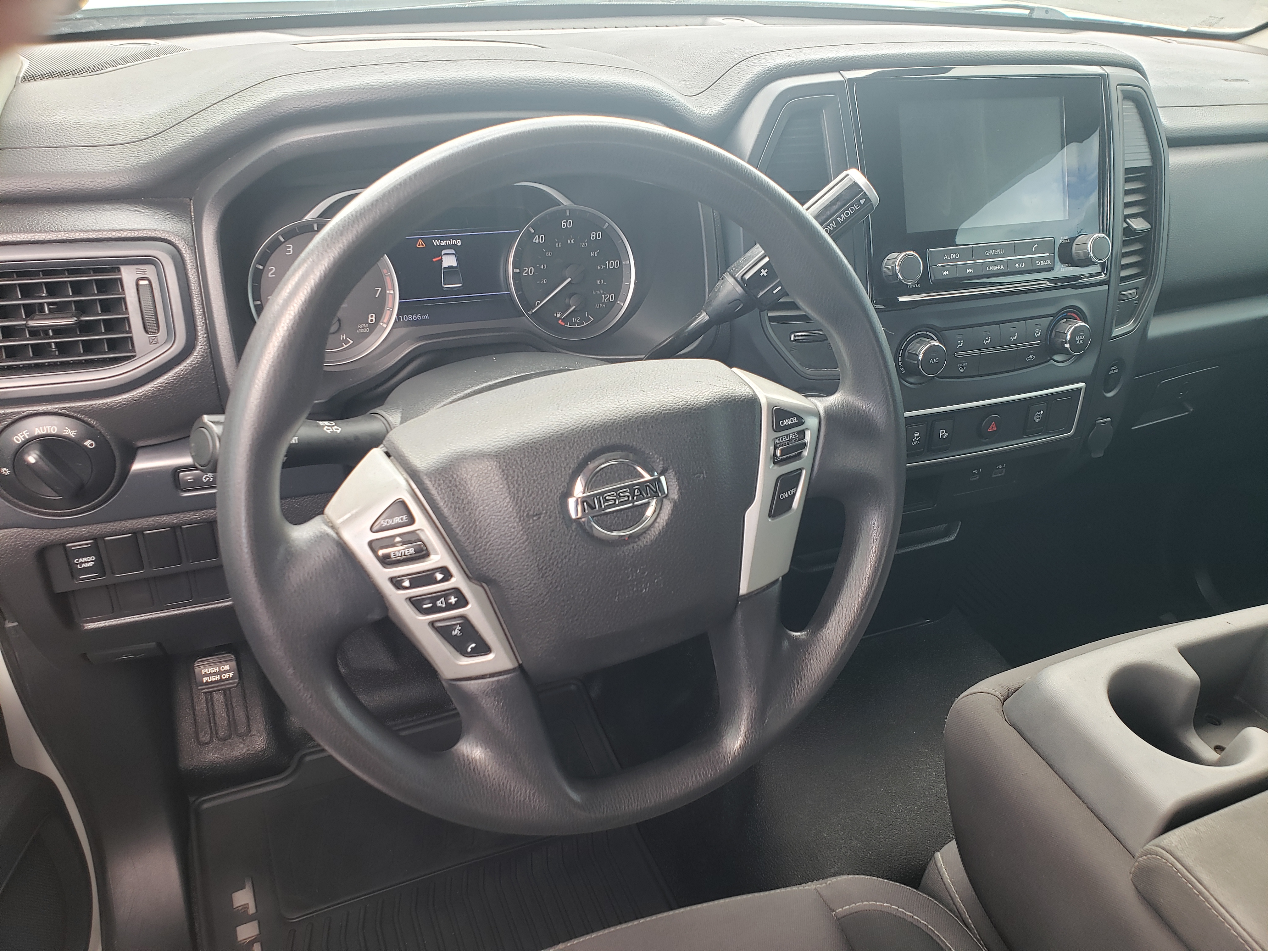 Used 2022 Nissan Titan 2WD King Cab S image 14