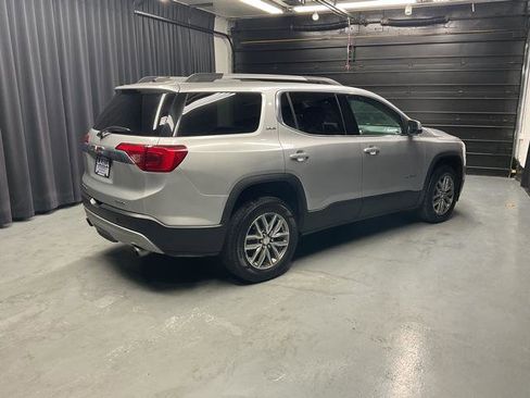 Used 2018 GMC Acadia SLE image 7