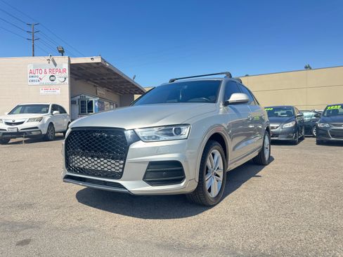 Used 2017 Audi Q3 quattro 2.0T Premium Plus AWD/4WD image 2