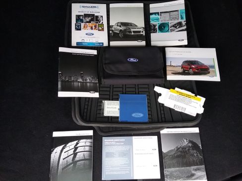 Used 2016 Ford Escape SE image 12