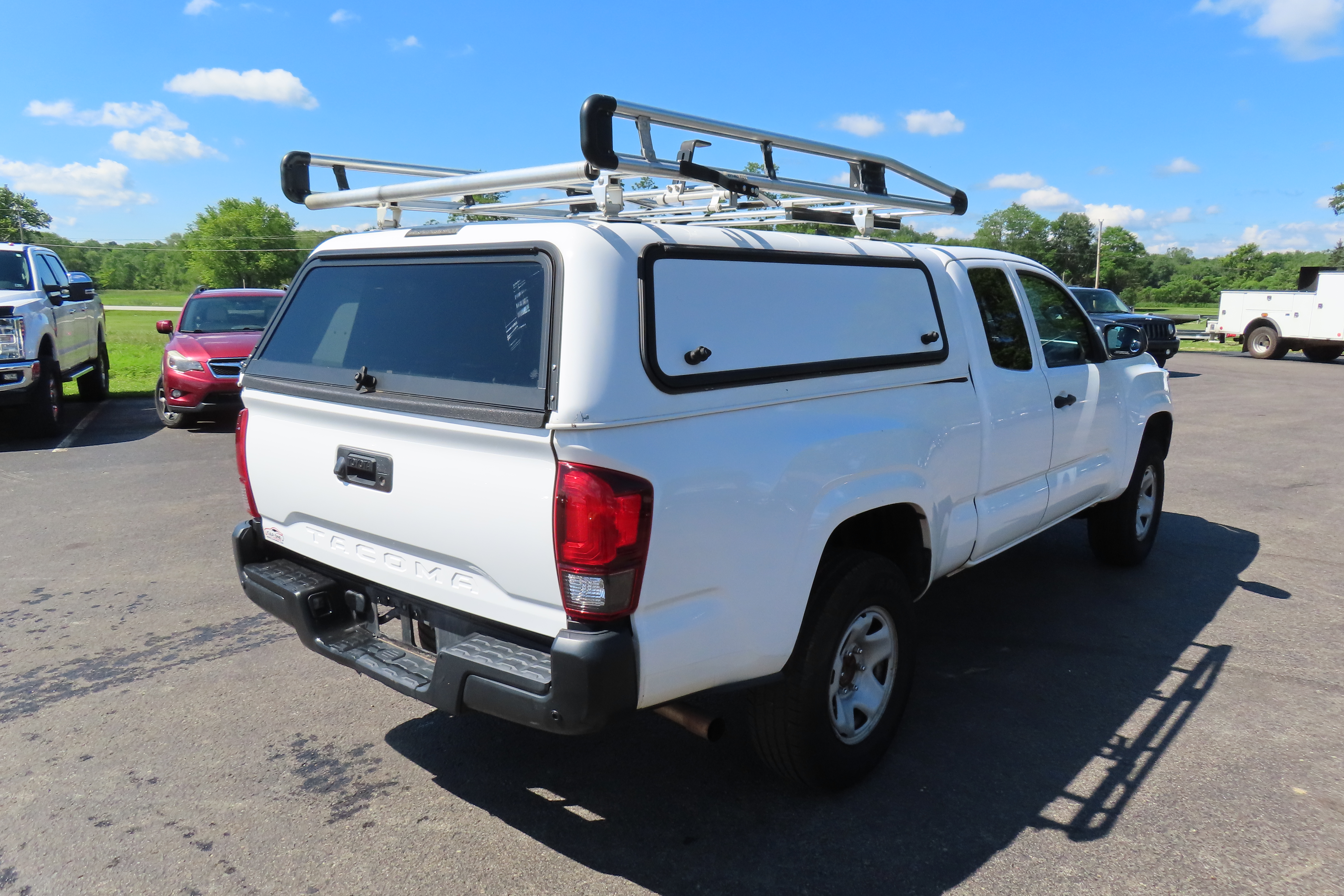 Used 2019 Toyota Tacoma 2WD Access Cab image 5