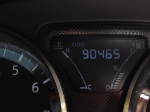 Used 2019 Nissan Versa SV FWD image 16