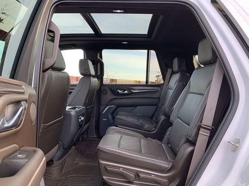 Used 2021 GMC Yukon Denali image 33