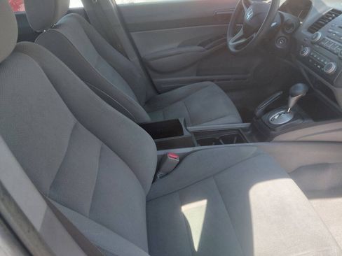 Used 2011 Honda Civic DX-VP image 16