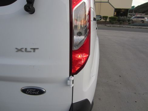 Used 2019 Ford Transit Connect XLT Long Wheel Base FWD image 15