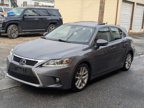 Used 2015 Lexus CT 200h image 8