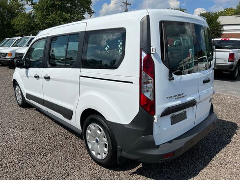 Used 2018 Ford Transit Connect XL image 3