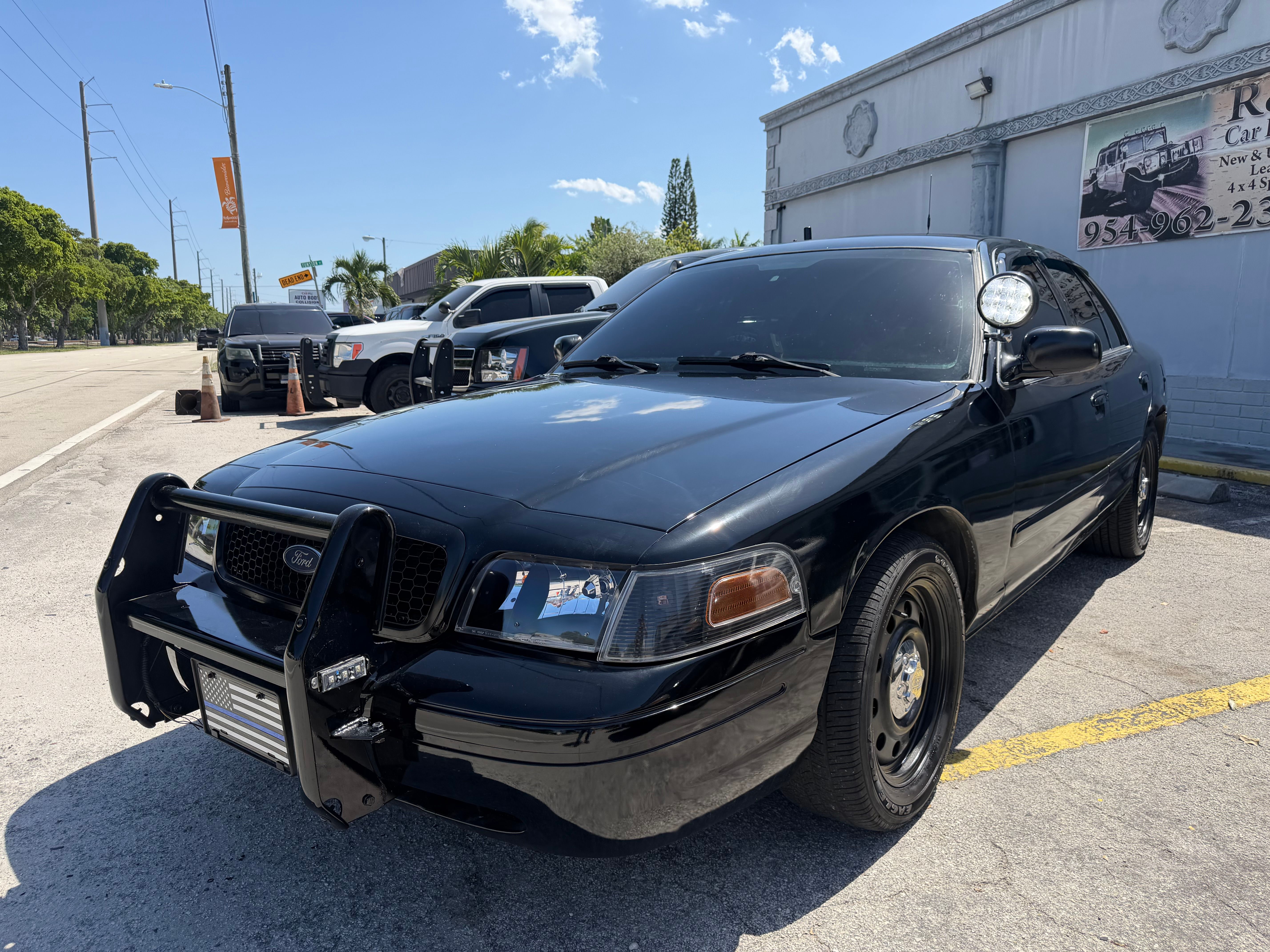 Used 2007 Ford Crown Victoria Police Interceptor RWD image 4