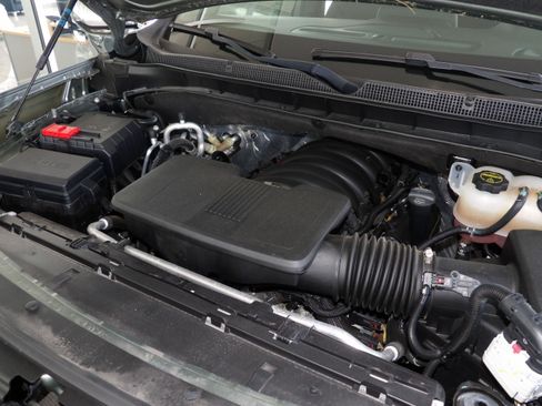 Used 2024 Chevrolet Tahoe Premier image 17