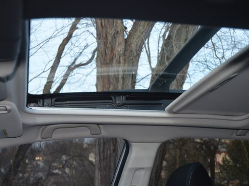 Used 2015 Subaru Forester 2.5i Premium image 11