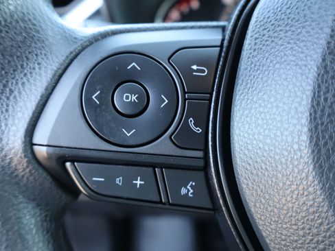 Used 2023 Toyota RAV4 LE image 22