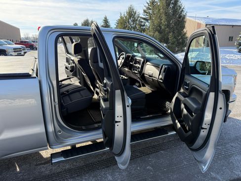 Used 2015 Chevrolet Silverado 1500 LT Z71 image 12