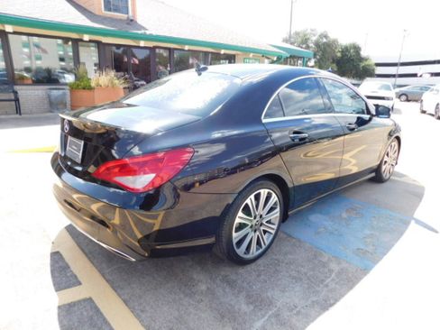 Used 2018 Mercedes-Benz CLA 250 image 8