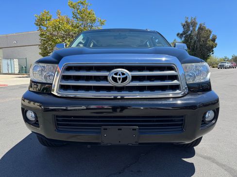 Used 2011 Toyota Sequoia Limited image 10