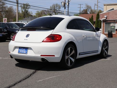 Used 2013 Volkswagen Beetle 2.0T image 8