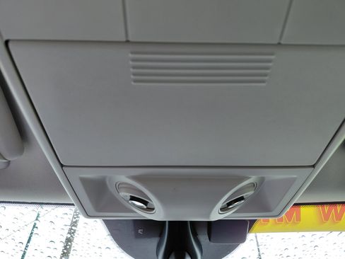 Used 2015 Dodge Journey SXT image 26