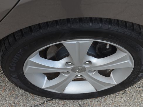 Used 2016 Hyundai Elantra Value Edition image 26