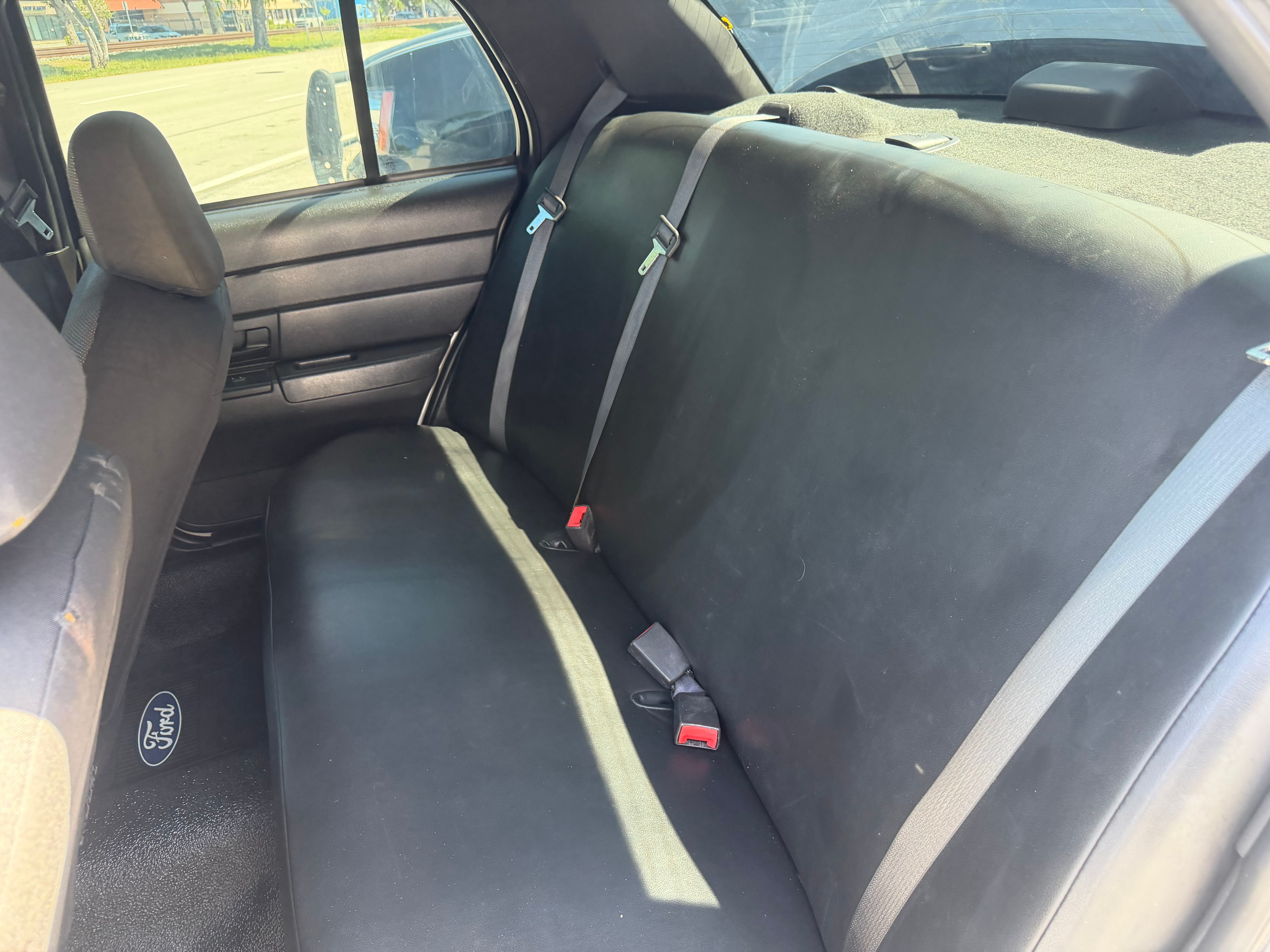 Used 2007 Ford Crown Victoria Police Interceptor RWD image 24
