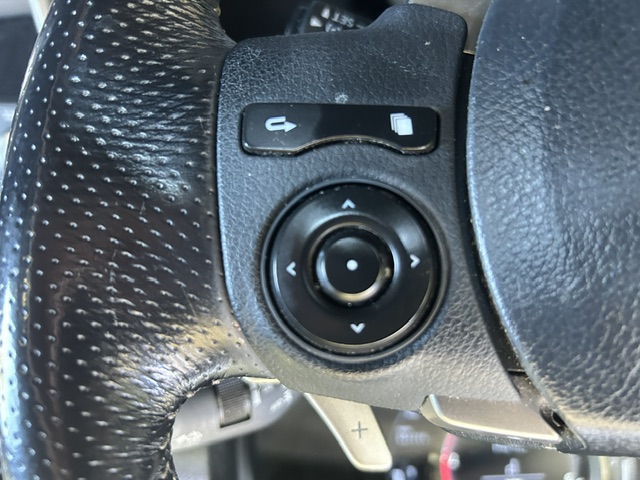 Used 2016 Lexus IS 300 AWD image 10