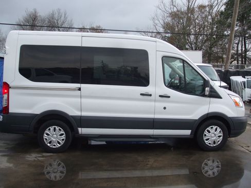 Used 2017 Ford Transit 350 148 High Roof Extended RWD image 1