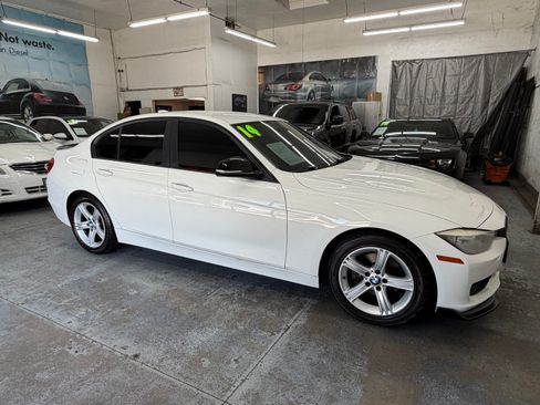 Used 2014 BMW 328i Sedan RWD image 9