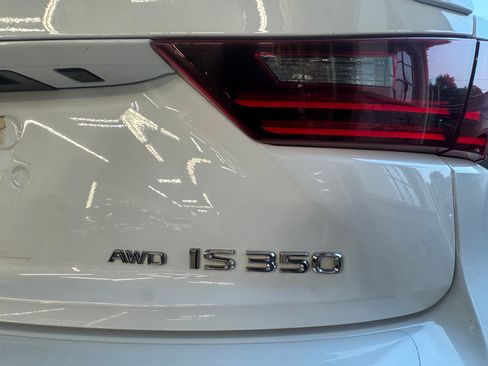 Used 2015 Lexus IS 350 AWD/4WD image 10