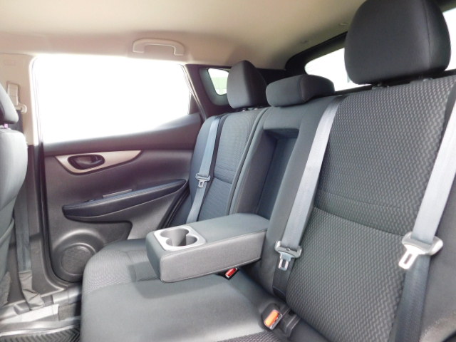 Used 2019 Nissan Rogue Sport S FWD image 18