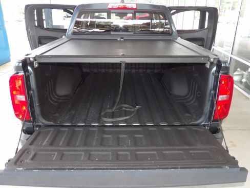 Used 2019 Chevrolet Colorado 4x4 Crew Cab LT image 21
