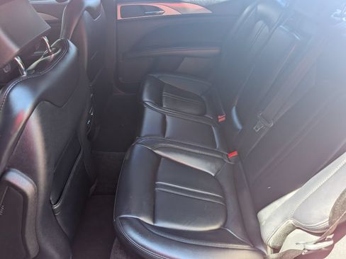 Used 2018 Lincoln MKZ Premiere AWD image 8