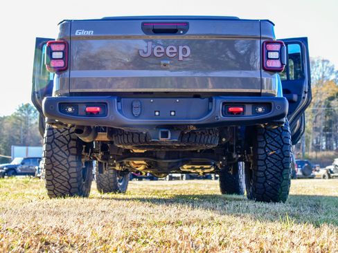 Used 2020 Jeep Gladiator Rubicon image 14