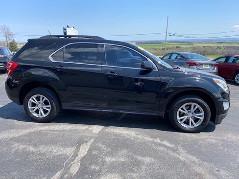 Used 2017 Chevrolet Equinox LT FWD image 5