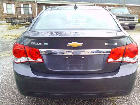 Used 2016 Chevrolet Cruze Limited Eco image 4