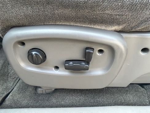 Used 2004 Chevrolet TrailBlazer LS image 17