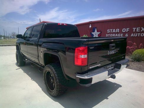 Used 2017 GMC Sierra 1500 SLE AWD/4WD image 3