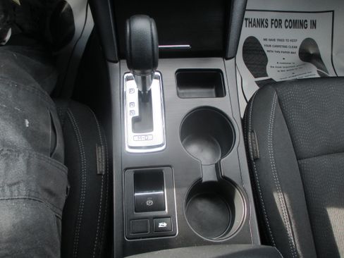 Used 2019 Subaru Legacy 2.5i Premium image 6