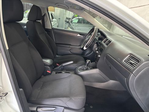 Used 2014 Volkswagen Jetta S image 13