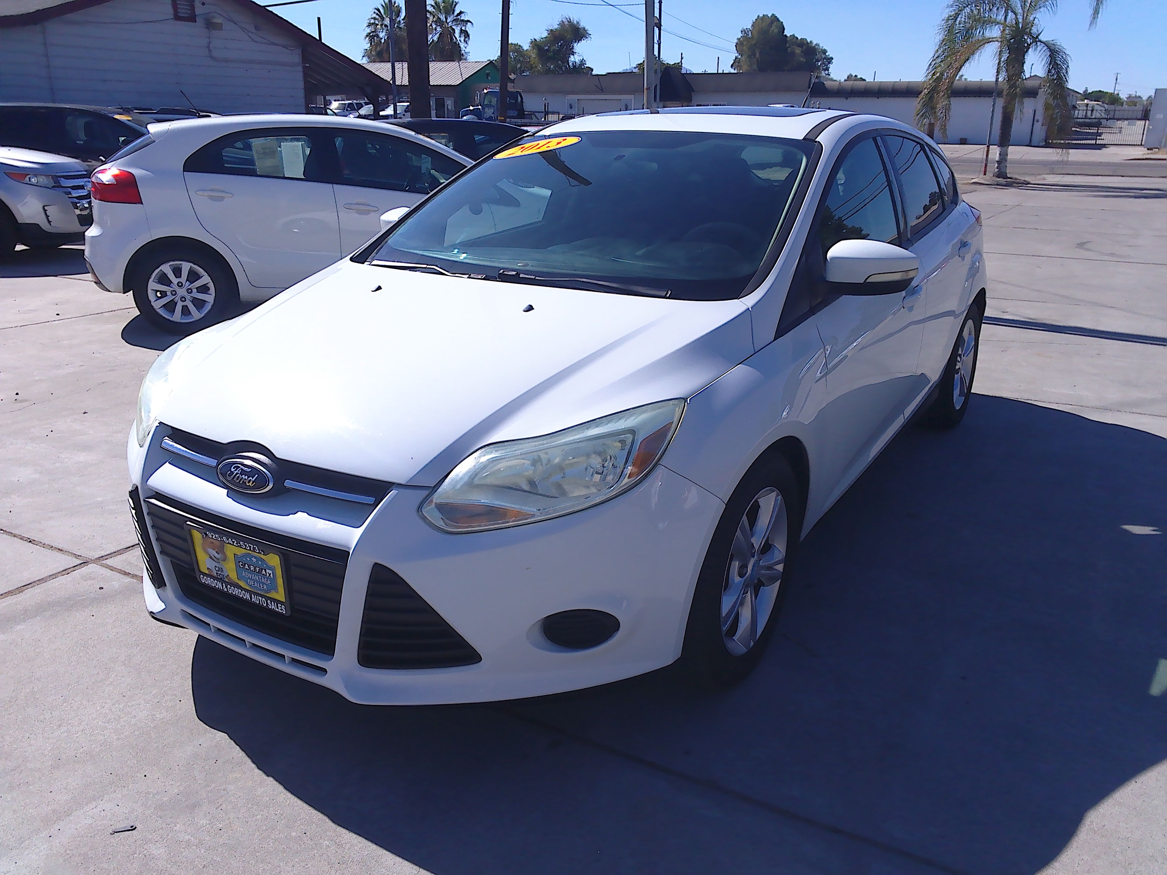 Used 2013 Ford Focus SE Hatchback FWD image 2