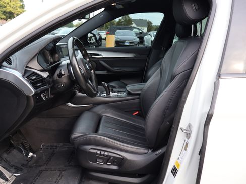Used 2018 BMW X6 xDrive35i w/ M-Sport Package image 15