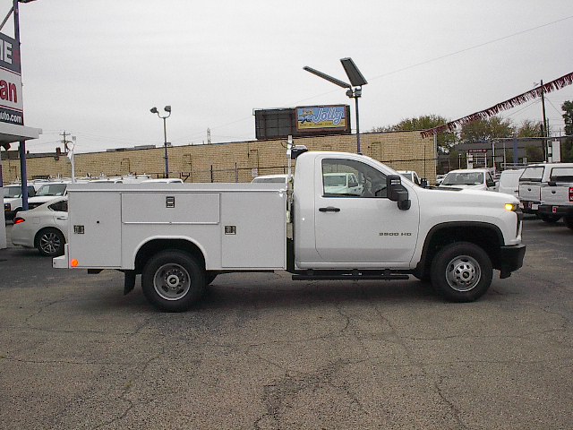 Used 2021 Chevrolet Silverado 3500 W/T RWD image 3