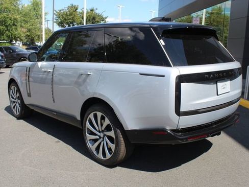New 2025 Land Rover Range Rover Autobiography image 10