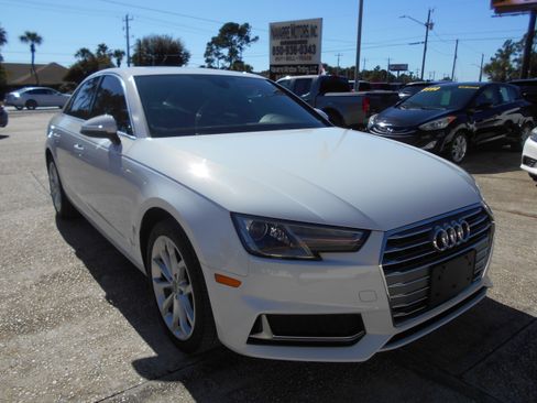 Used 2019 Audi A4 2.0T Premium image 3