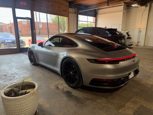 Used 2021 Porsche 911 Carrera Coupe 2D RWD image 11