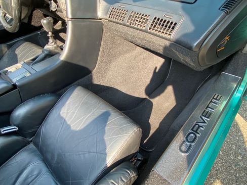 Used 1991 Chevrolet Corvette image 27
