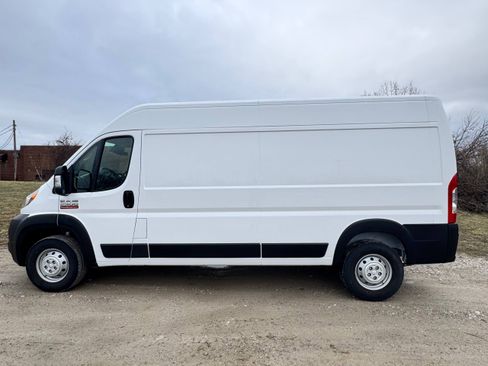 Used 2022 RAM ProMaster 2500 image 4