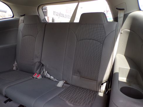 Used 2016 Chevrolet Traverse LS image 8