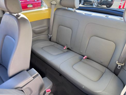 Used 2005 Volkswagen Beetle GLS image 10