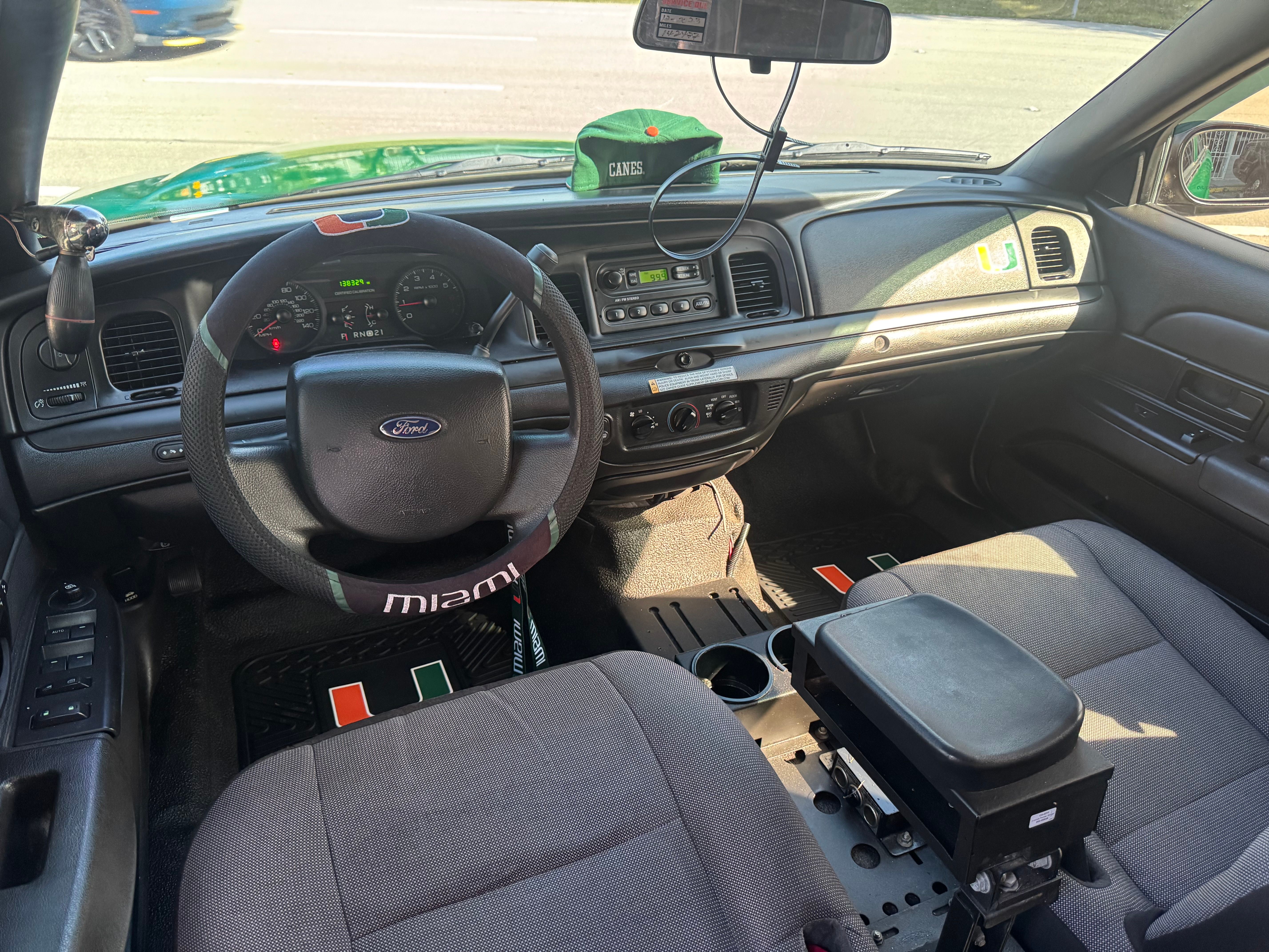 Used 2010 Ford Crown Victoria Police Interceptor RWD image 15